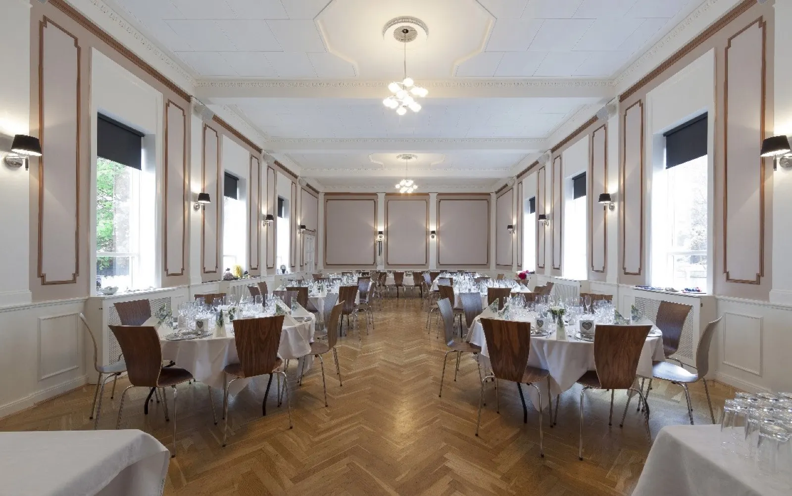 Den Gamle Dansesal