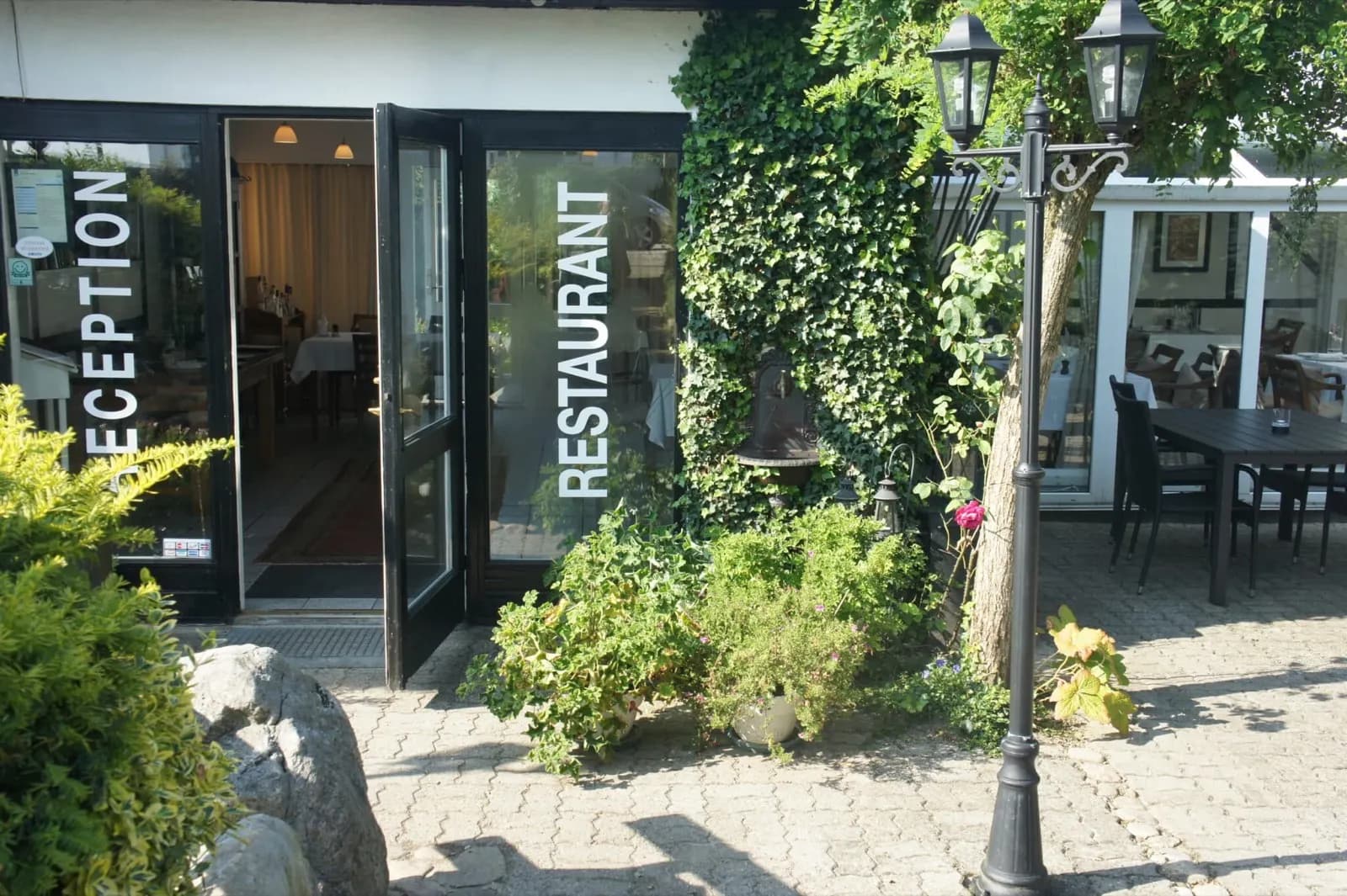 Lyng Dal Hotel